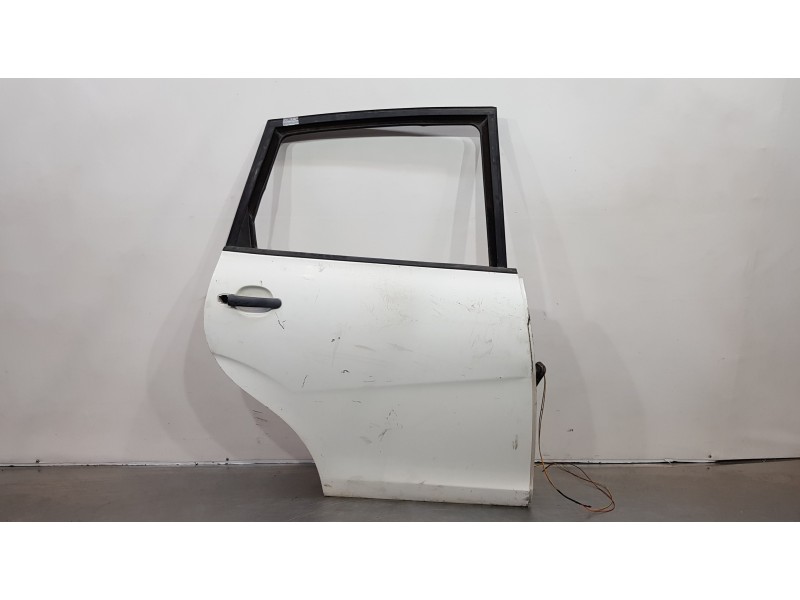 Recambio de puerta trasera derecha para seat altea xl (5p5) family referencia OEM IAM 5P8833056   Recambio de puerta trasera derecha para seat altea xl (5p5) family referencia OEM IAM 5P8833056