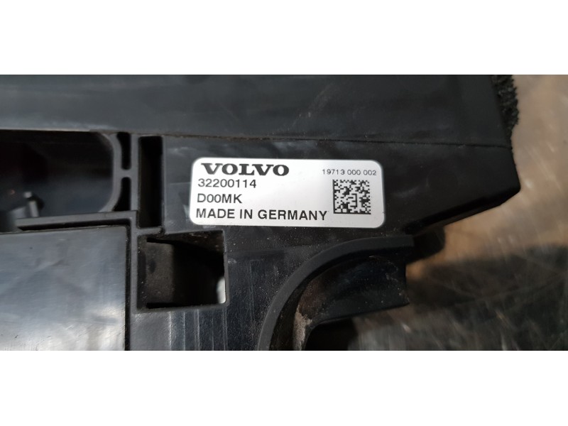 Recambio de caja reles / fusibles para volvo xc60 r design awd referencia OEM IAM 32200114  
