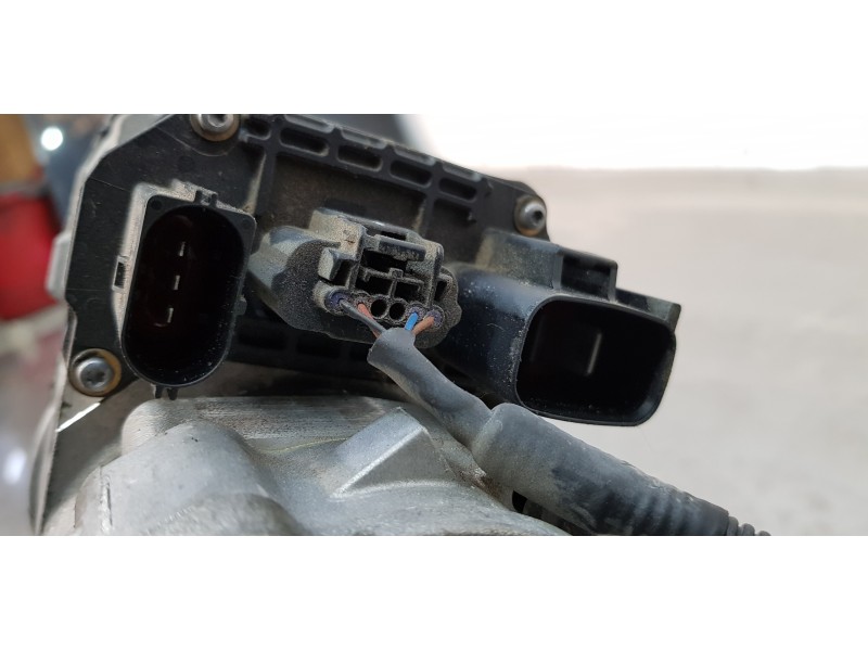 Recambio de cremallera direccion para hyundai tucson klass 2wd referencia OEM IAM 57700D7500  