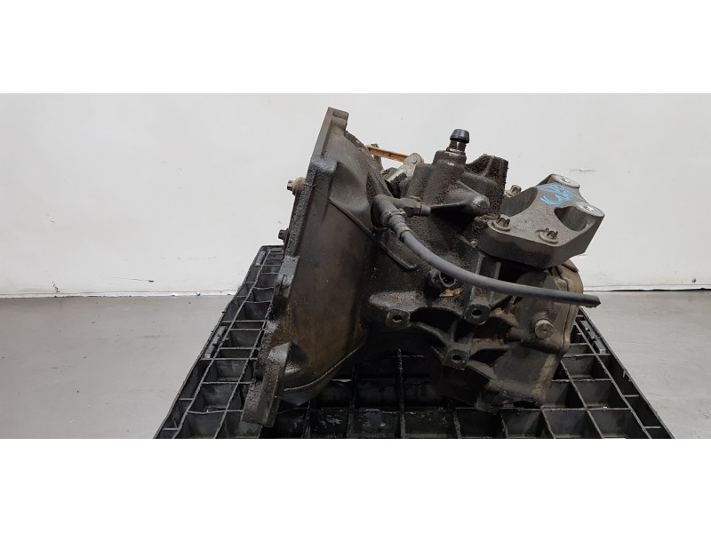 Recambio de caja cambios para opel corsa d enjoy referencia OEM IAM 55561901  