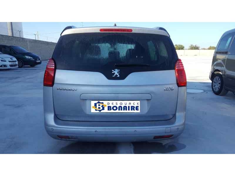 peugeot 5008 del año 2012