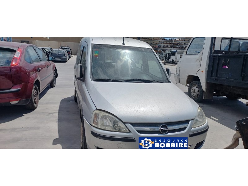 opel combo (corsa c) del año 2004