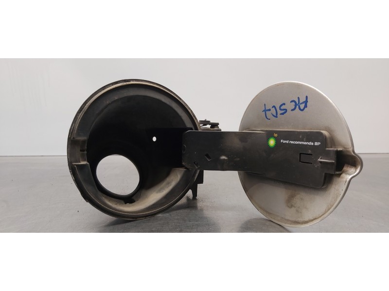 Recambio de tapa exterior combustible para ford focus lim. (cb4) titanium referencia OEM IAM 8M51A27936BA   Recambio de tapa exterior combustible para ford focus lim. (cb4) titanium referencia OEM IAM 8M51A27936BA