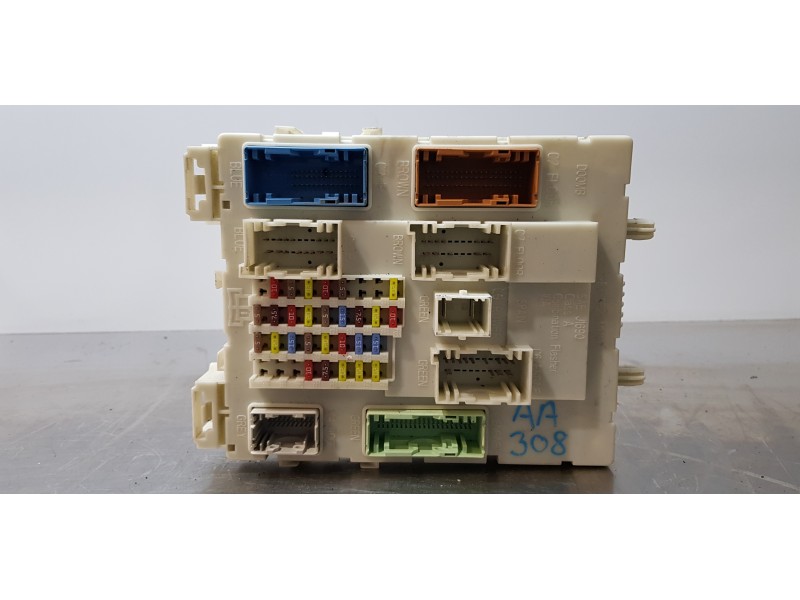 Recambio de caja reles / fusibles para ford c-max titanium referencia OEM IAM BV6N14A073FS  