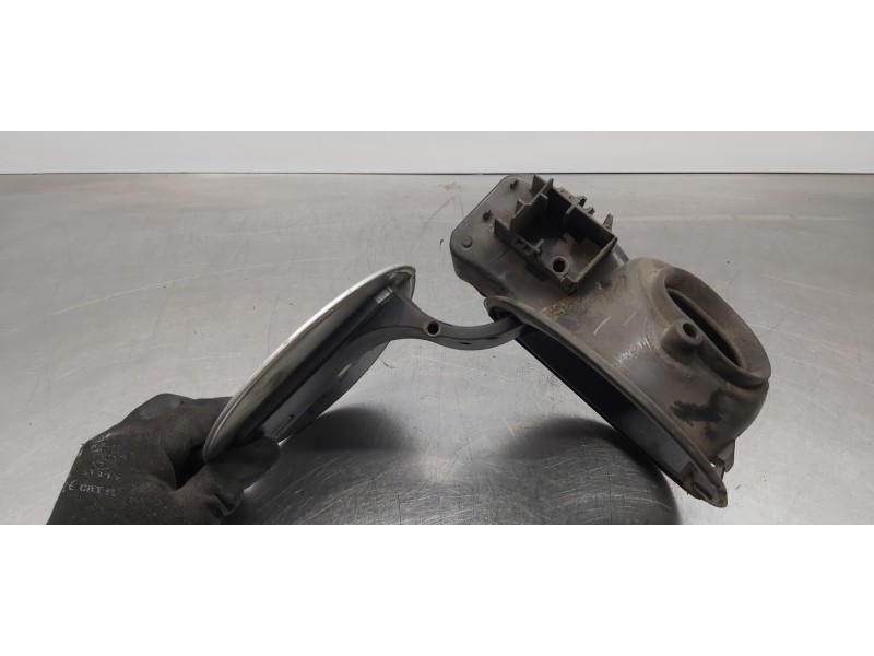 Recambio de tapa exterior combustible para ford focus lim. (cb4) titanium referencia OEM IAM 8M51A27936BA   Recambio de tapa exterior combustible para ford focus lim. (cb4) titanium referencia OEM IAM 8M51A27936BA