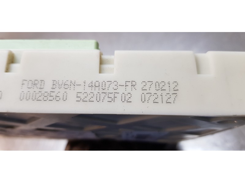 Recambio de caja reles / fusibles para ford c-max titanium referencia OEM IAM BV6N14A073FS  