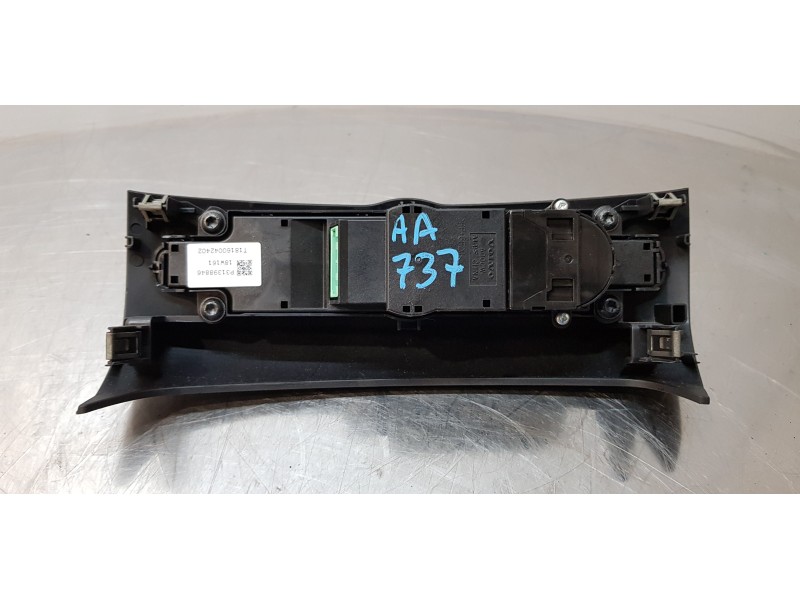 Recambio de sistema audio / radio cd para volvo xc60 r design awd referencia OEM IAM 31398846  