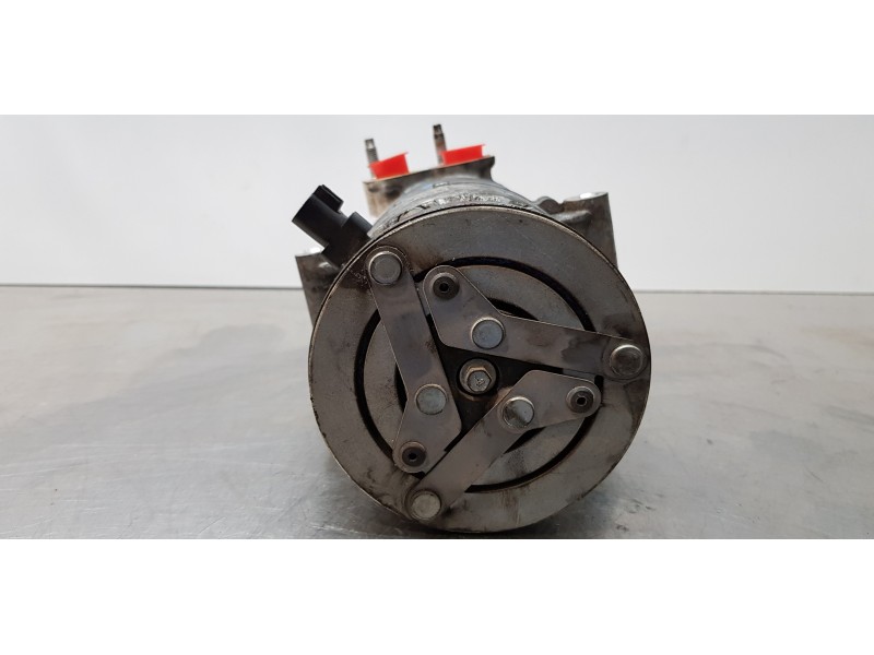 Recambio de compresor aire acondicionado para ford c-max titanium referencia OEM IAM AV6119D629CA  