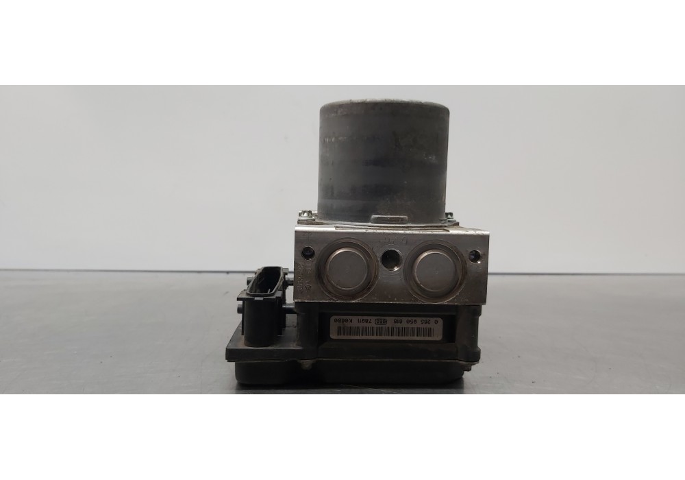 Recambio de abs para mercedes clase a (w169) a 200 cdi a-edition referencia OEM IAM A0064313812 0265235496 