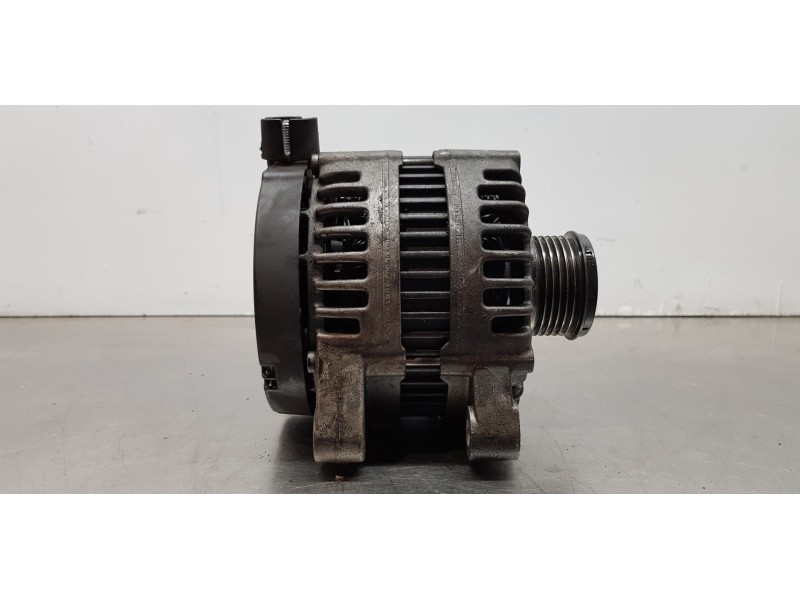 Recambio de alternador para ford galaxy (ca1) limited edition referencia OEM IAM 6G9N10300XC  