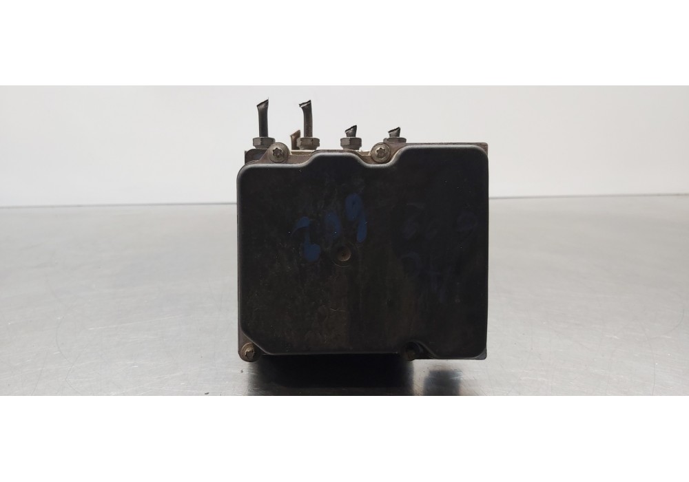 Recambio de abs para mercedes clase a (w169) a 200 cdi a-edition referencia OEM IAM A0064313812 0265235496 