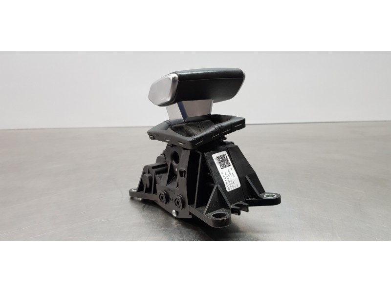 Recambio de palanca cambio para audi a6 berlina (4a2) 40 tdi basic referencia OEM IAM 4K1713041H  