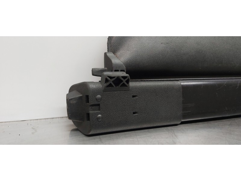 Recambio de bandeja trasera para mercedes clase a (w169) a 200 cdi a-edition referencia OEM IAM A1698100120  