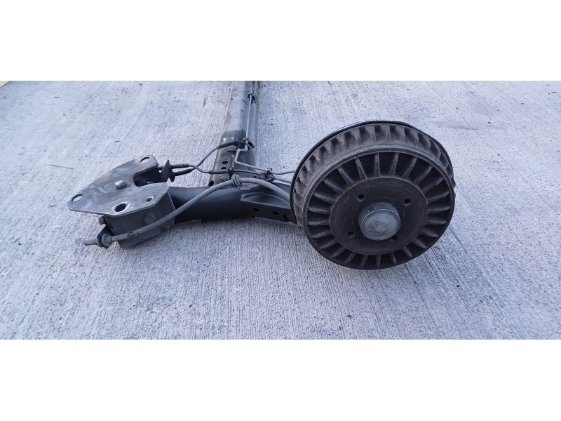 Recambio de puente trasero para dacia lodgy ambiance referencia OEM IAM 555114672R   Recambio de puente trasero para dacia lodgy ambiance referencia OEM IAM 555114672R