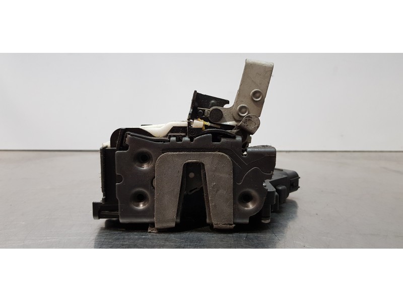 Recambio de cerradura puerta delantera derecha para ford galaxy (ca1) limited edition referencia OEM IAM 6M2AR21812AA   Recambio de cerradura puerta delantera derecha para ford galaxy (ca1) limited edition referencia OEM IAM 6M2AR21812AA