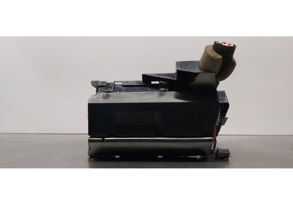 Recambio de caja reles / fusibles para mercedes clase a (w169) a 200 cdi a-edition referencia OEM IAM 1695451740   Recambio de caja reles / fusibles para mercedes clase a (w169) a 200 cdi a-edition referencia OEM IAM 1695451740