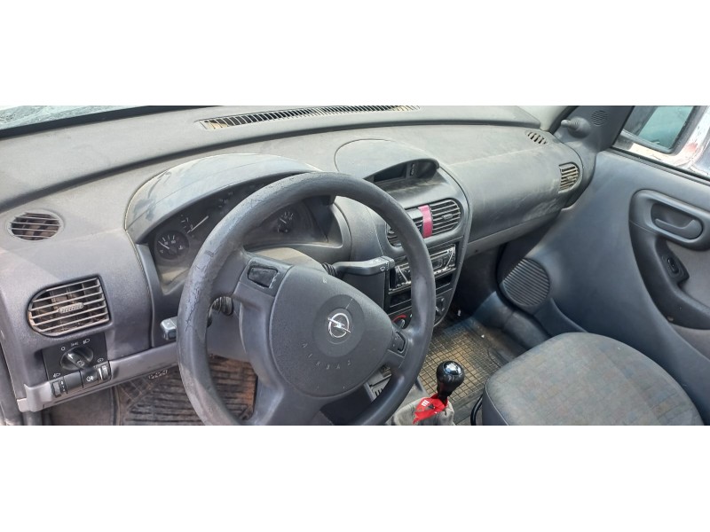 opel combo (corsa c) del año 2004
