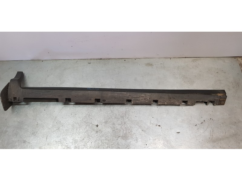 Recambio de faldon lateral para ford kuga (cbs) trend referencia OEM IAM CV44S10154AC  