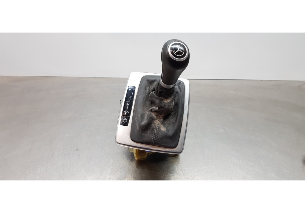 Recambio de palanca cambio para mercedes clase glk (w204) glk glk 320 cdi 4-matic (204.983) referencia OEM IAM A2042678024 A2042