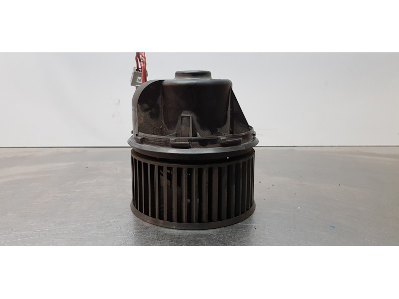 Recambio de motor calefaccion para ford c-max titanium referencia OEM IAM AV6N18456AB  