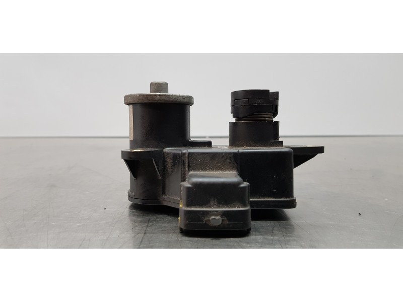 Recambio de colector admision para hyundai tucson style 4wd referencia OEM IAM 283812F600  