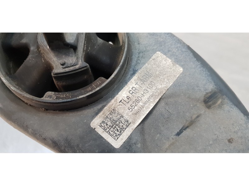 Recambio de mangueta trasera derecha para hyundai tucson klass 2wd referencia OEM IAM 52720D7000  