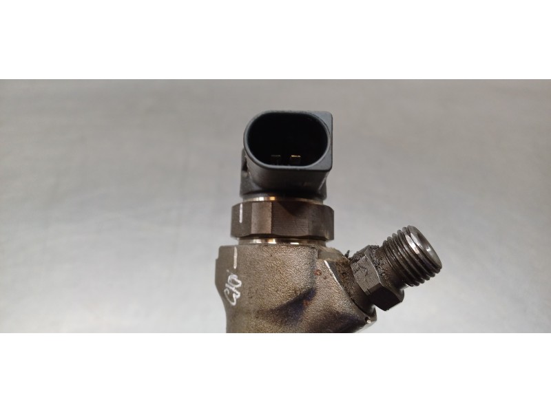 Recambio de inyector para volkswagen caddy furgón/kombi kombi referencia OEM IAM 04L130277AC 0445110469 