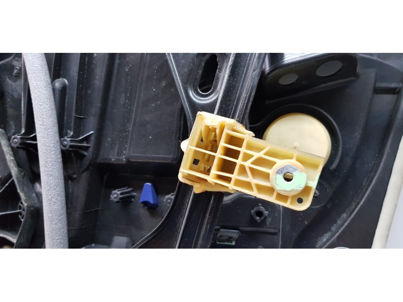 Recambio de elevalunas delantero izquierdo para jeep compass ii longitude 4x4 referencia OEM IAM 68292083AA 68242679AA C61742100