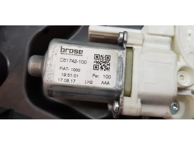 Recambio de elevalunas delantero izquierdo para jeep compass ii longitude 4x4 referencia OEM IAM 68292083AA 68242679AA C61742100