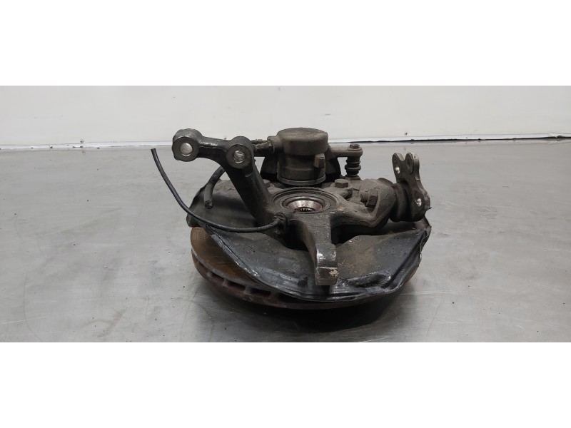 Recambio de mangueta delantera derecha para mercedes clase a (w169) a 200 cdi a-edition referencia OEM IAM A1693300820 A16933701