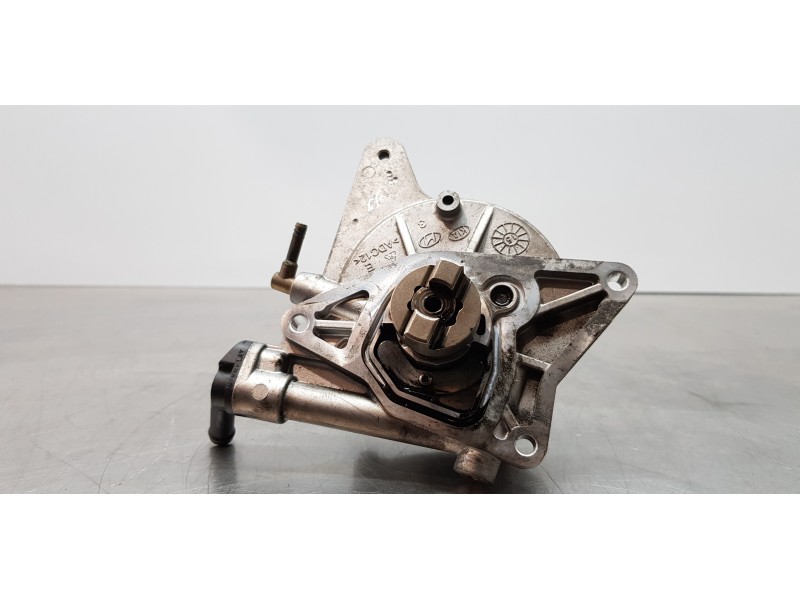 Recambio de depresor freno / bomba vacio para hyundai tucson style 4wd referencia OEM IAM 288102F600  
