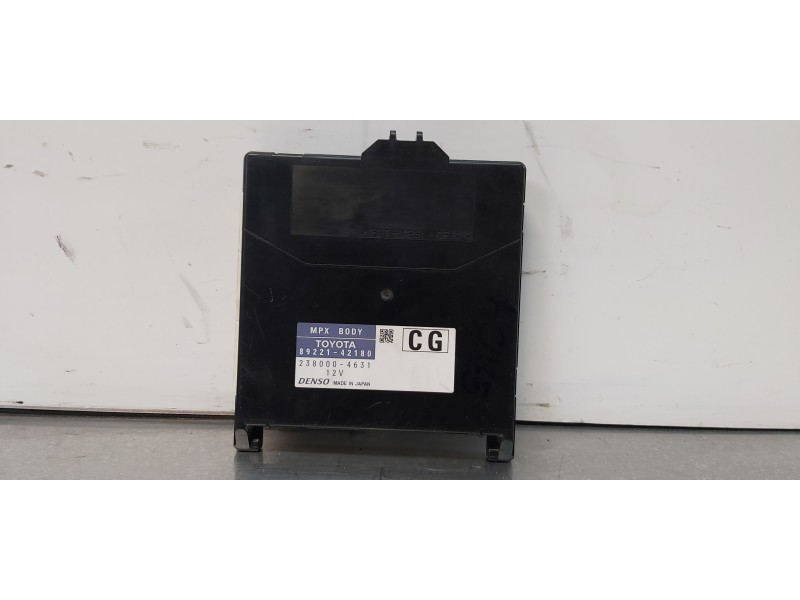 Recambio de modulo confort para toyota rav 4 active referencia OEM IAM 8922142180  