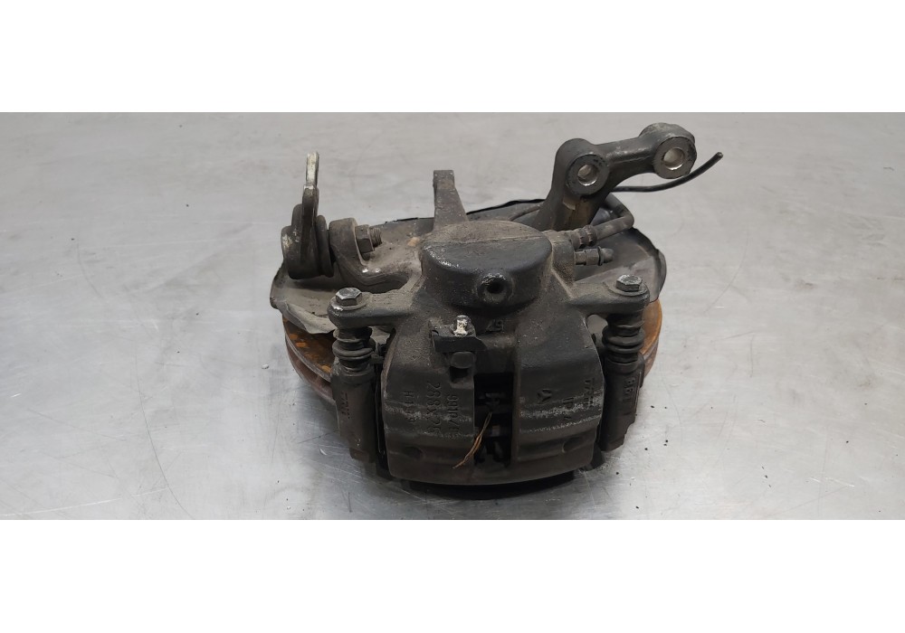 Recambio de mangueta delantera derecha para mercedes clase a (w169) a 200 cdi a-edition referencia OEM IAM A1693300820 A16933701