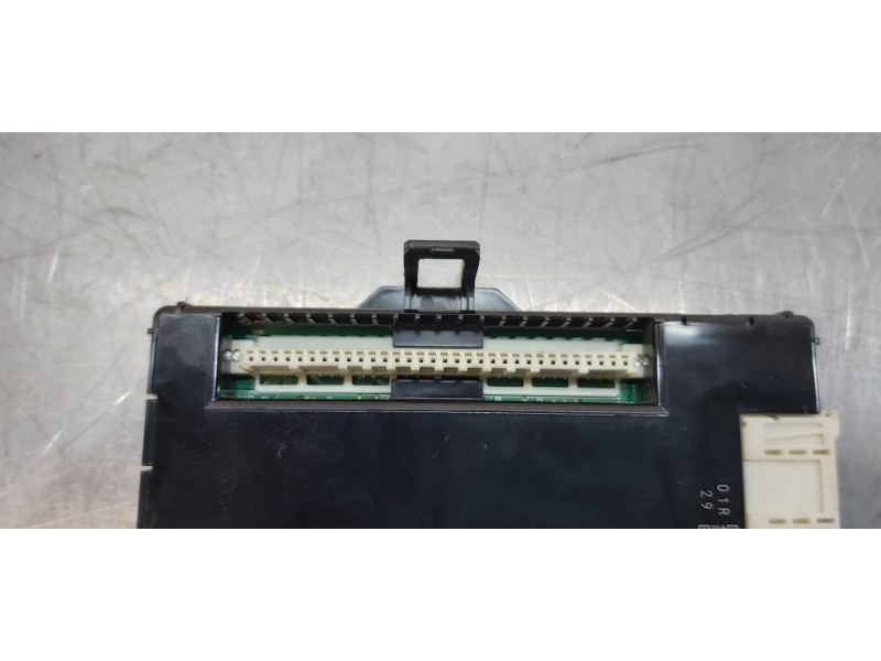 Recambio de modulo confort para toyota rav 4 active referencia OEM IAM 8922142180  