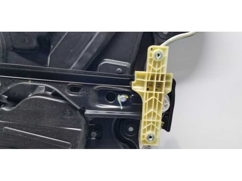 Recambio de elevalunas trasero derecho para jeep compass ii longitude 4x4 referencia OEM IAM 68292132AA 68242305AA 68292086AA