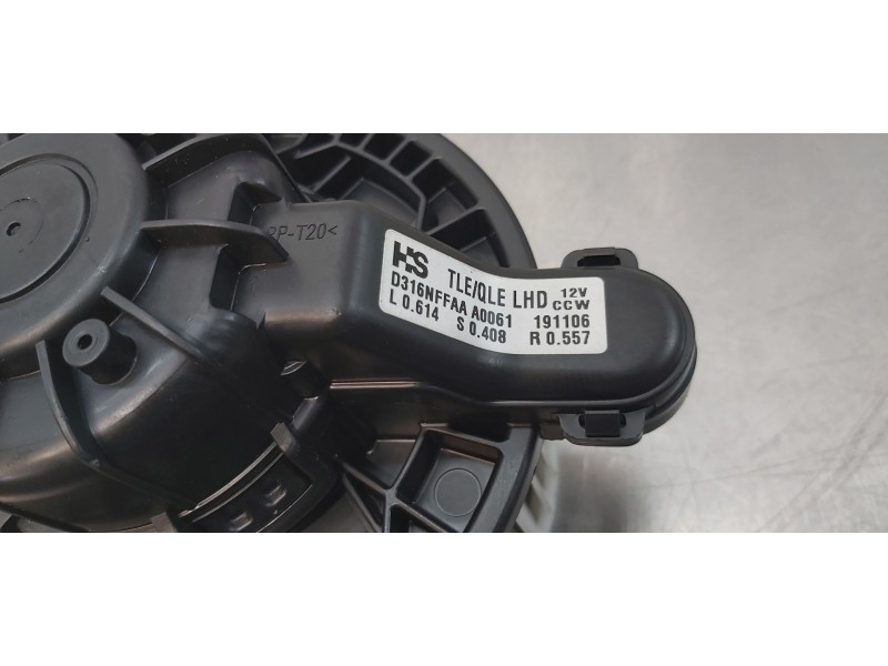 Recambio de motor calefaccion para hyundai tucson klass 2wd referencia OEM IAM 97113D7000  