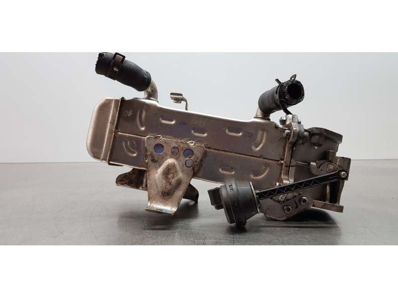 Recambio de enfriador egr para hyundai tucson style 4wd referencia OEM IAM 284162F140  