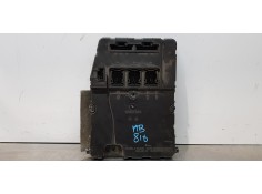 Recambio de caja reles / fusibles para renault megane ii classic berlina confort authentique referencia OEM IAM 8200309690  
