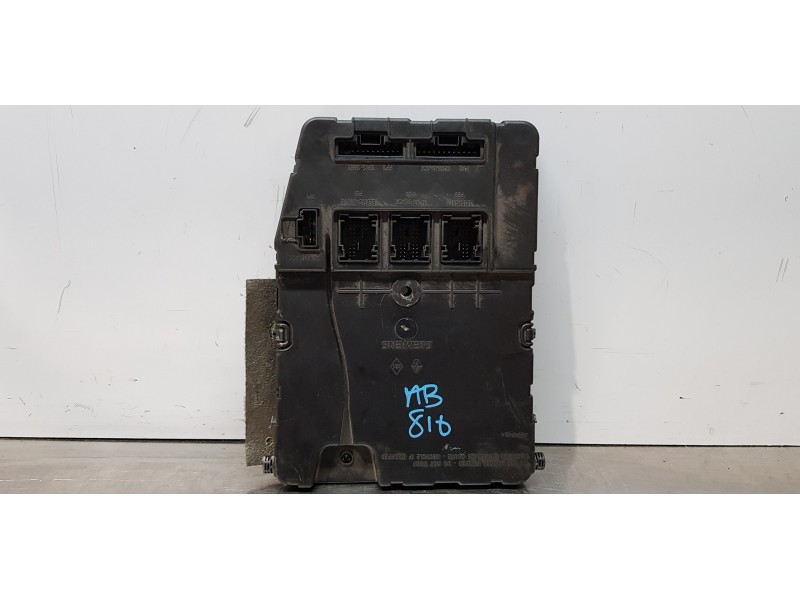 Recambio de caja reles / fusibles para renault megane ii classic berlina confort authentique referencia OEM IAM 8200309690   Recambio de caja reles / fusibles para renault megane ii classic berlina confort authentique referencia OEM IAM 8200309690