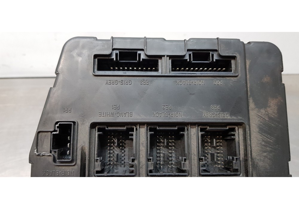 Recambio de caja reles / fusibles para renault megane ii classic berlina confort authentique referencia OEM IAM 8200309690   Recambio de caja reles / fusibles para renault megane ii classic berlina confort authentique referencia OEM IAM 8200309690