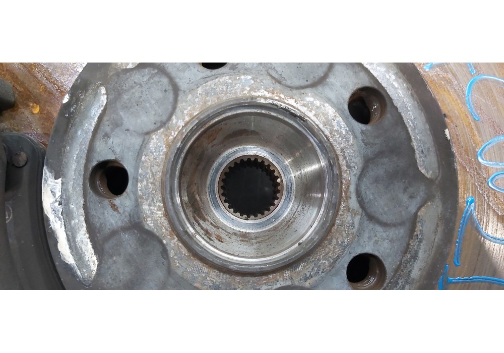 Recambio de mangueta delantera derecha para mercedes clase a (w169) a 200 cdi a-edition referencia OEM IAM A1693300820 A16933701