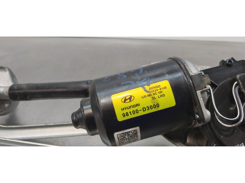 Recambio de motor limpia delantero para hyundai tucson klass 2wd referencia OEM IAM 98110D3000  