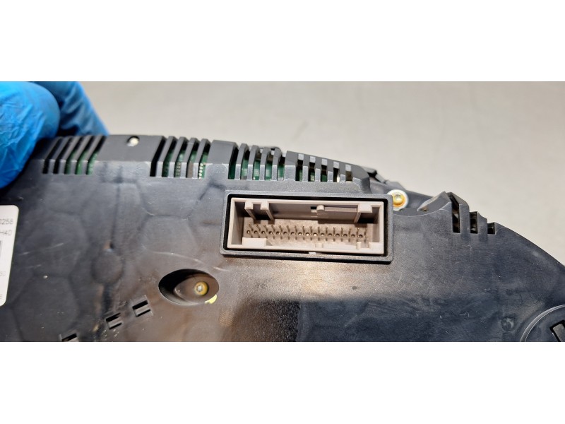 Recambio de cuadro instrumentos para audi a5 coupe (8t) 2.0 tfsi (132kw) referencia OEM IAM 8T0920931L   Recambio de cuadro instrumentos para audi a5 coupe (8t) 2.0 tfsi (132kw) referencia OEM IAM 8T0920931L