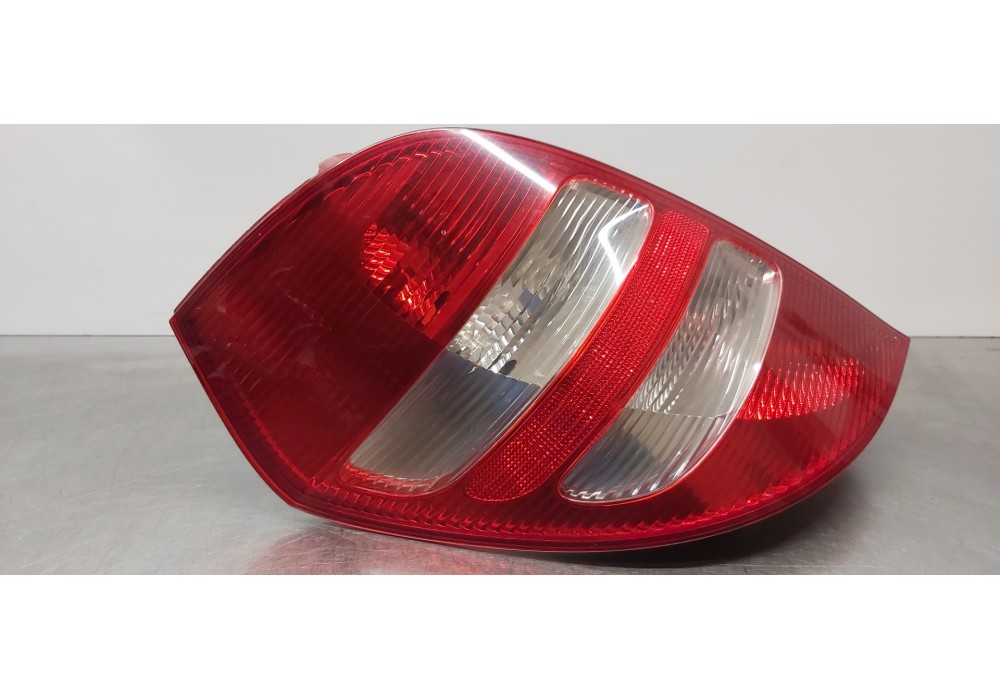 Recambio de piloto trasero izquierdo para mercedes clase a (w169) a 200 cdi a-edition referencia OEM IAM 1698200364   Recambio de piloto trasero izquierdo para mercedes clase a (w169) a 200 cdi a-edition referencia OEM IAM 1698200364