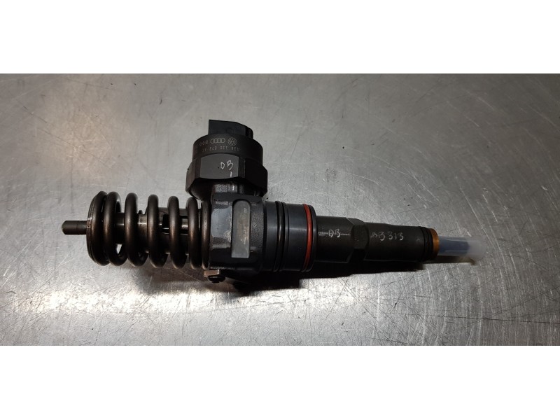 Recambio de inyector para seat alhambra (7v9) stella referencia OEM IAM 038130073AC   Recambio de inyector para seat alhambra (7v9) stella referencia OEM IAM 038130073AC