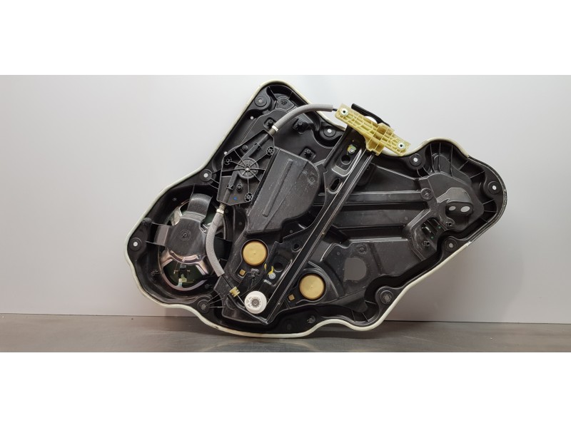 Recambio de elevalunas trasero izquierdo para jeep compass ii longitude 4x4 referencia OEM IAM 68292133AA 68242305AA C54626101