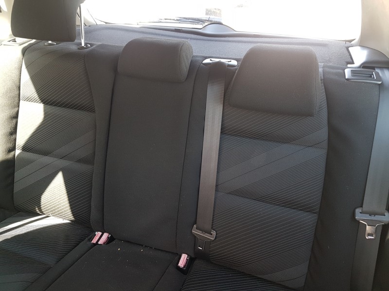 peugeot 307 berlina (s2) del año 2008