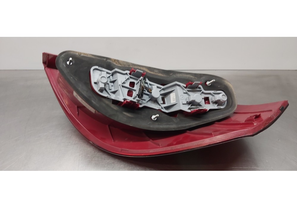 Recambio de piloto trasero izquierdo para mercedes clase a (w169) a 200 cdi a-edition referencia OEM IAM 1698200364   Recambio de piloto trasero izquierdo para mercedes clase a (w169) a 200 cdi a-edition referencia OEM IAM 1698200364