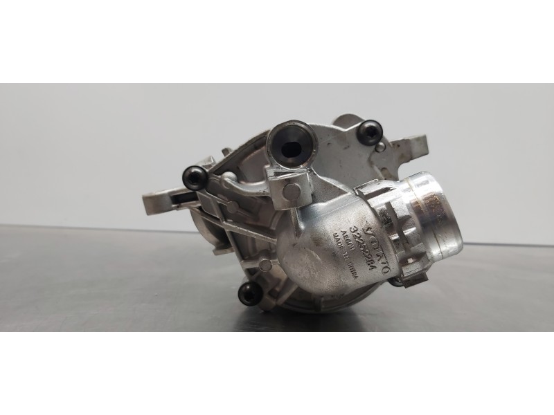Recambio de bomba agua para volvo xc60 inscription awd referencia OEM IAM 32252284  