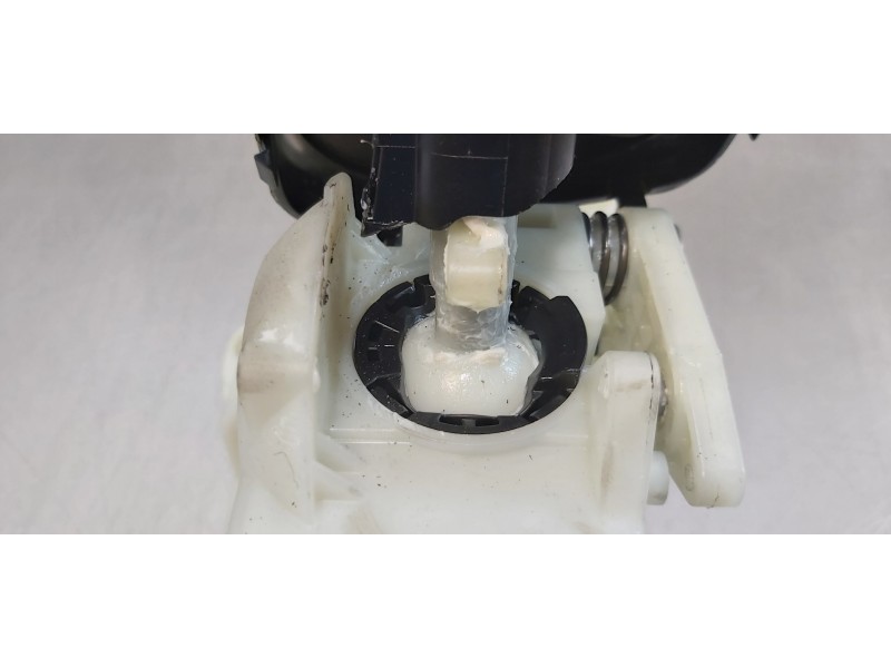 Recambio de palanca cambio para hyundai tucson klass 2wd referencia OEM IAM 43700D7280TRY  